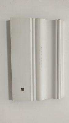 Durable Decorative Wooden Mouldings in Oak Pine Maple Cherry suitable for global decorative accents and trim applications