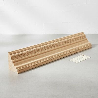 Residential Decorative Woodwork Moulding 8 Feet Length Designed for Interior Wood Trim and Stylish Architectural Details